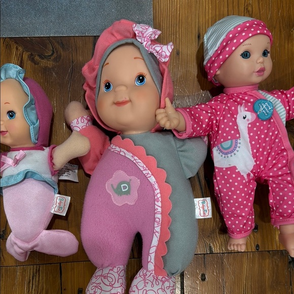 Baby Doll Set of 3 with Pink and Gray Outfits - Picture 3 of 6
